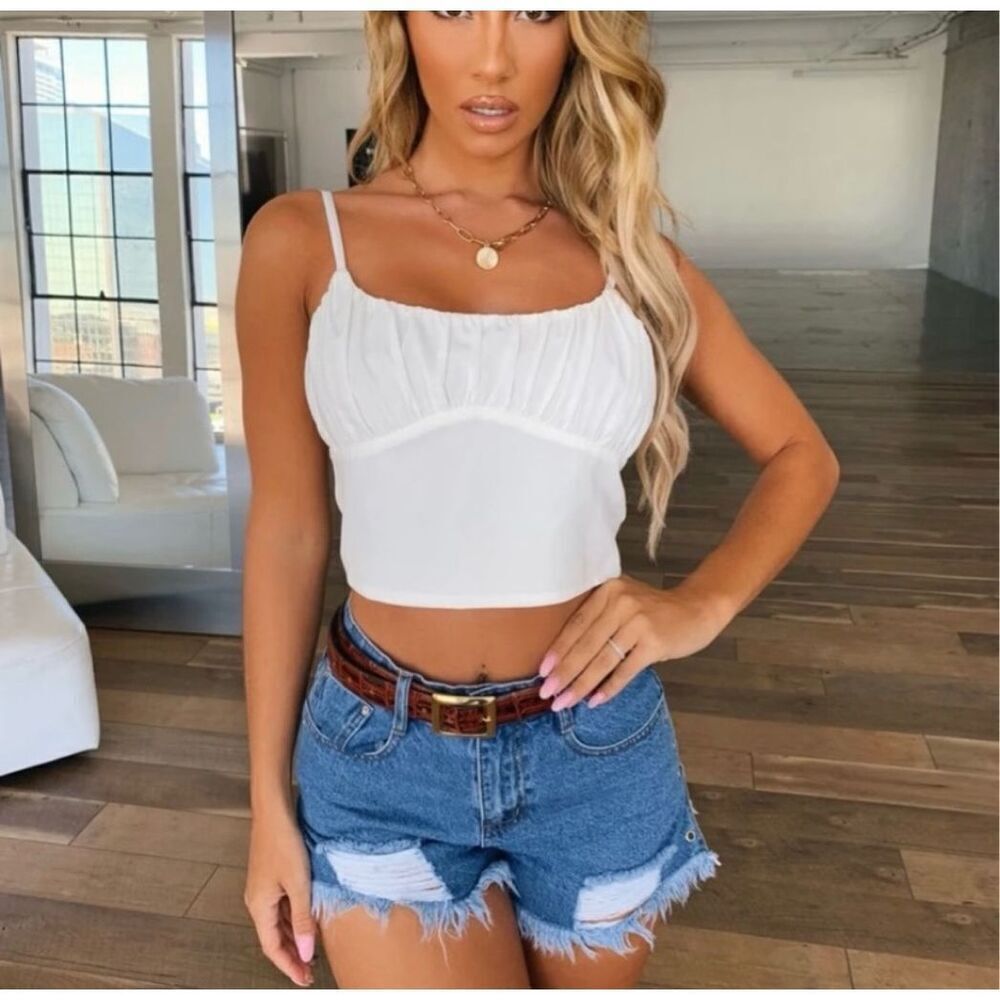 ✨Tiger Mist White Tank Cropped Sz XS Top✨